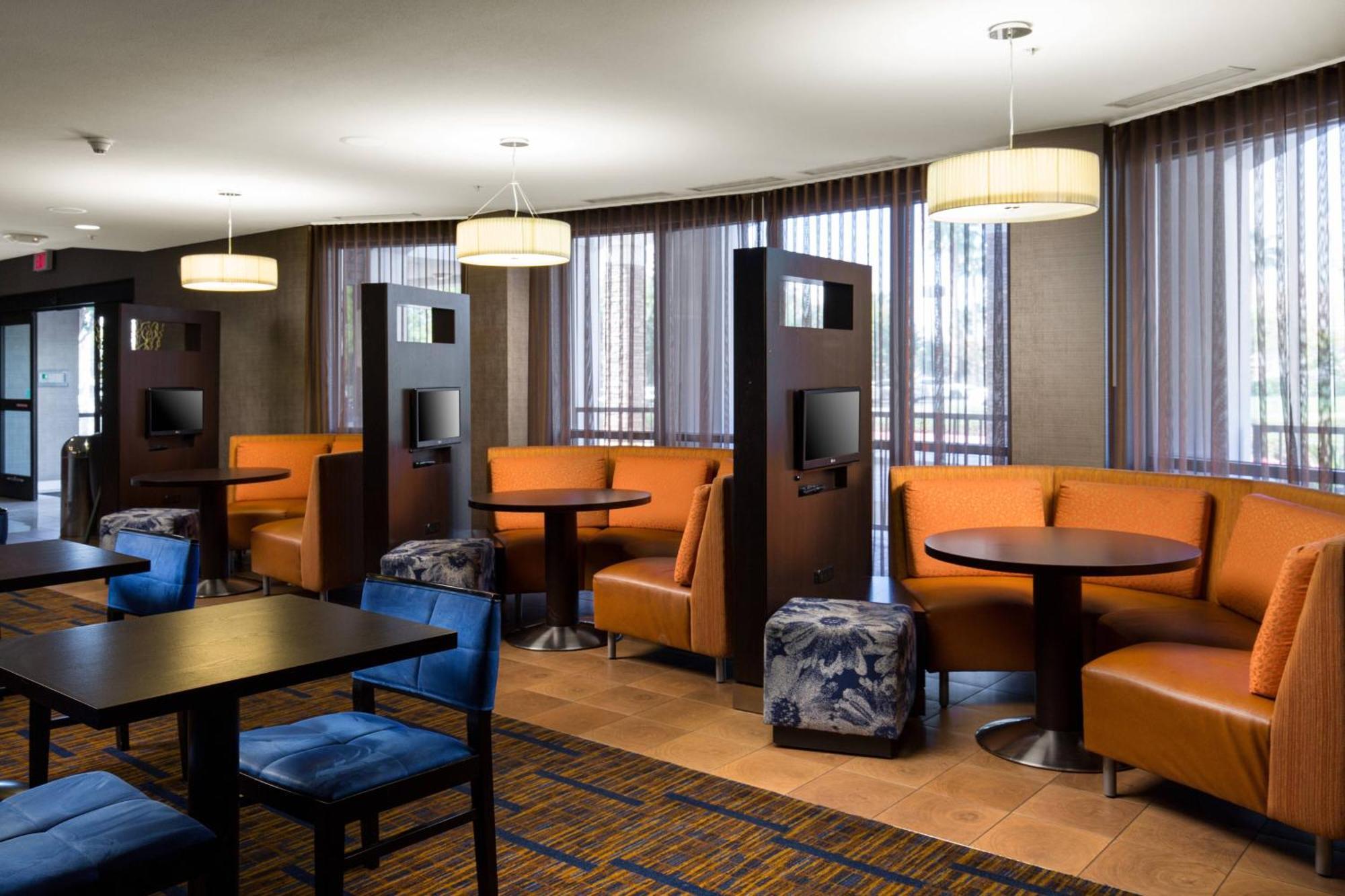 Courtyard By Marriott Ontario Rancho Cucamonga Hotell Eksteriør bilde