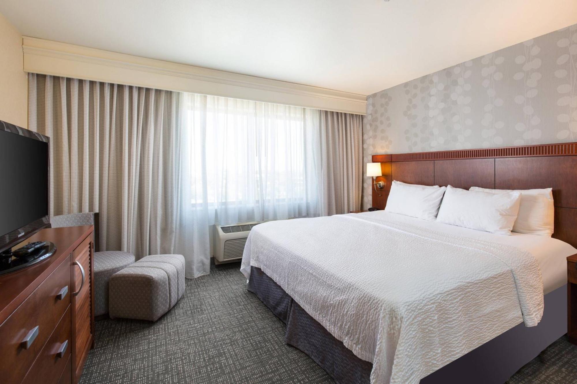 Courtyard By Marriott Ontario Rancho Cucamonga Hotell Eksteriør bilde