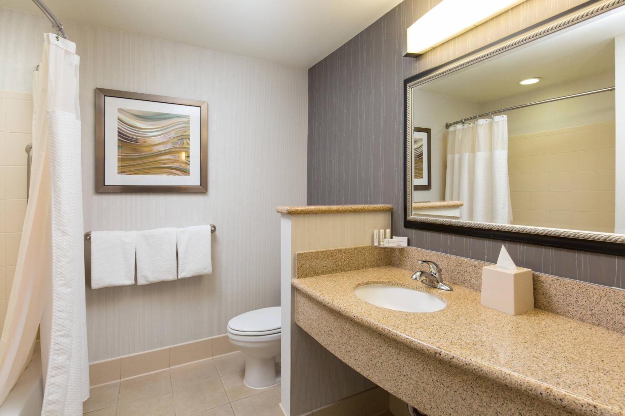 Courtyard By Marriott Ontario Rancho Cucamonga Hotell Eksteriør bilde