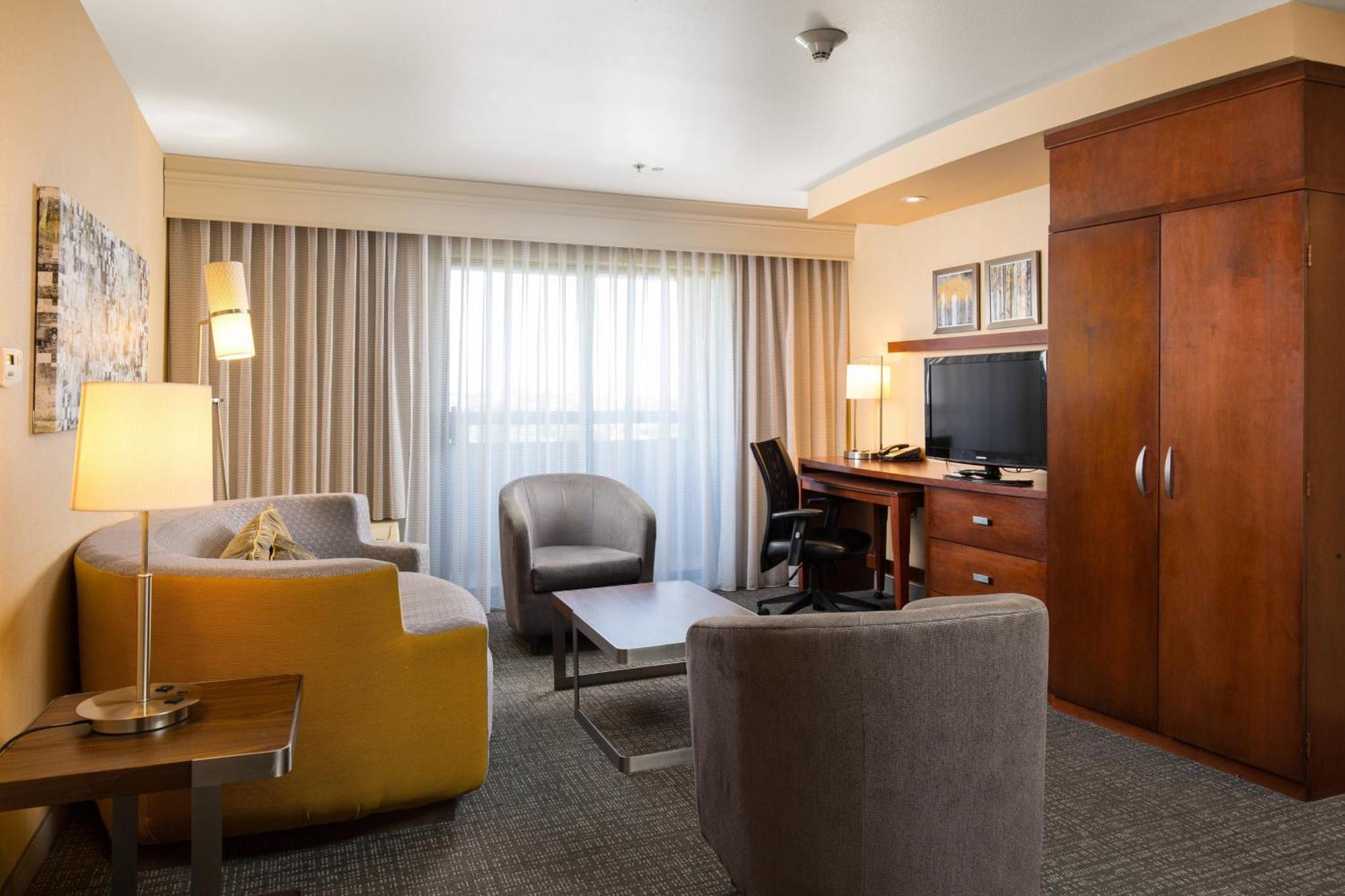 Courtyard By Marriott Ontario Rancho Cucamonga Hotell Eksteriør bilde